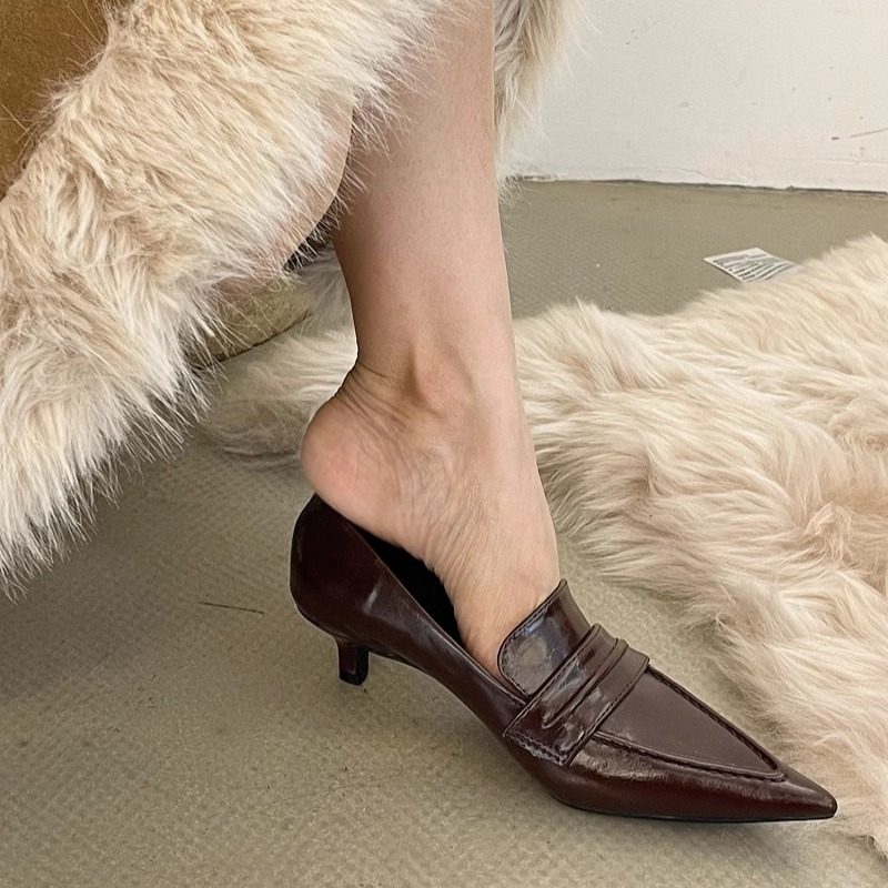 美猫汇法式细跟小皮鞋女2025新款复古百搭尖头中高跟深口职业单鞋,女鞋,深口单鞋,淘宝优惠券,粉丝福利购,淘宝优惠卷