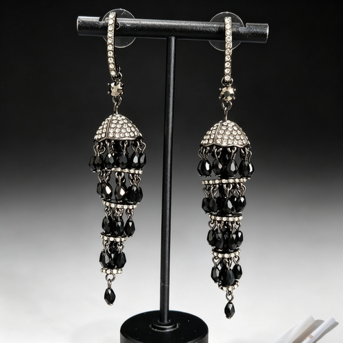 青岛中古重工黑色流苏耳针