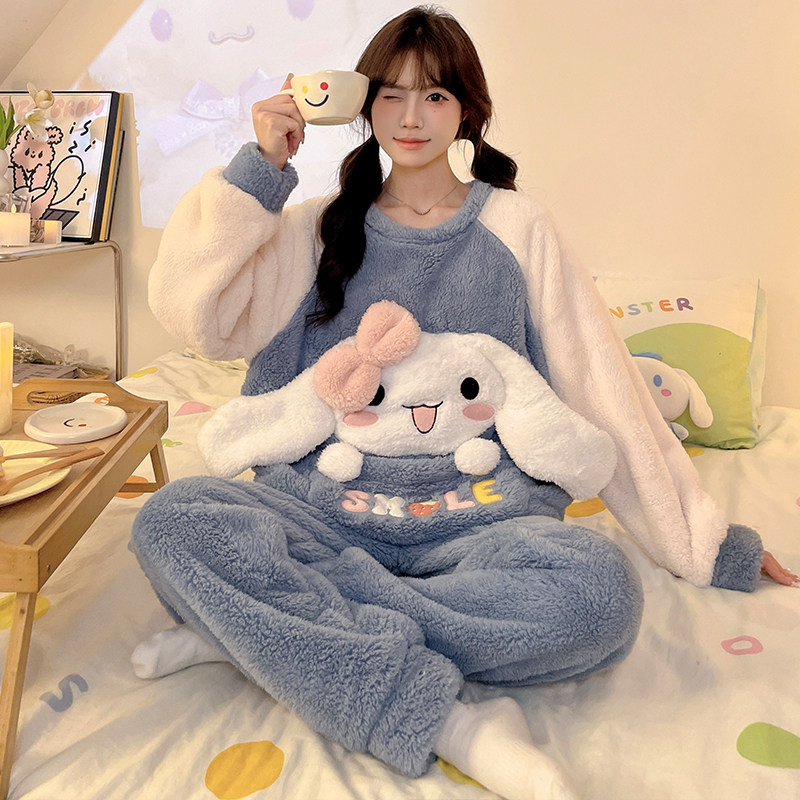 法兰绒睡衣女冬季保暖圆领套头
