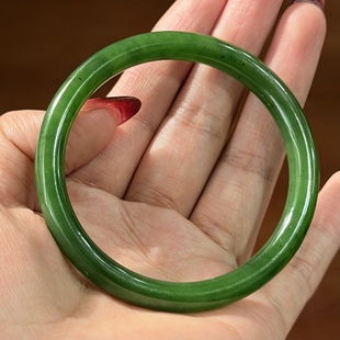 新疆和田碧玉籽料美人条手镯和田玉石雕刻培训学校