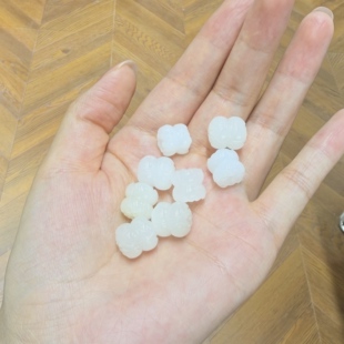 已抢完福利~新疆和田白玉并蒂莲吊坠挂件DIY玉石雕刻培训学校
