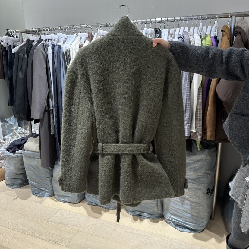 八1130韩国东大门运动瑜伽外套短款大衣区4507778别致正品百搭