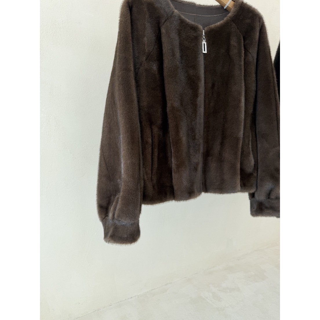 八1130韩国东大门运动瑜伽外套短款大衣区4511125正品百搭冬款