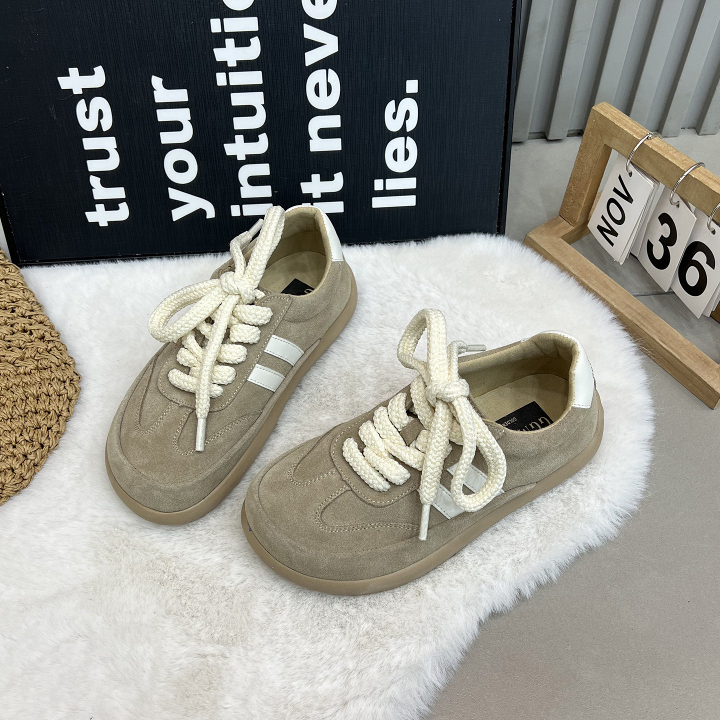 真皮板鞋女厚底德训鞋2026春季新款面包鞋时尚阿甘鞋圆头运动鞋潮,女鞋,德训鞋,淘宝优惠券,粉丝福利购,淘宝优惠卷