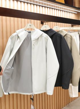 2026春季新款情侣款轻量化户外徒步旅行三防连帽冲锋夹克外套2097