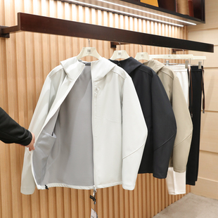 情侣款 轻量化户外徒步旅行三防连帽冲锋夹克外套2097 新款 2026春季