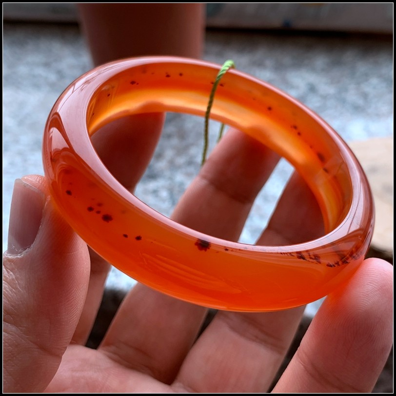 纯天然精品高冰强荧光马料红水草花马红手镯口径55mm包邮