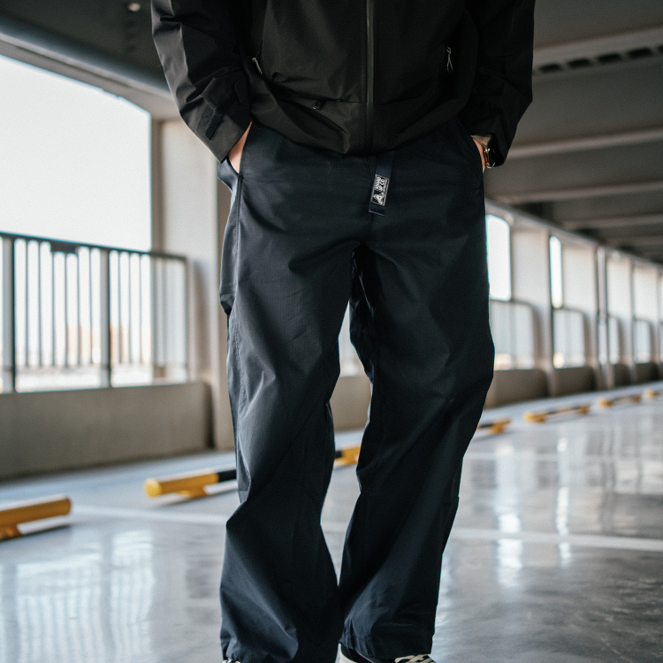 SUC群起科技面料压胶束脚工装裤