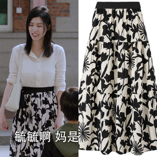仁心俱乐部蒋涵银雪同款夏季胖妹妹高腰显瘦复古水墨印花半身裙女