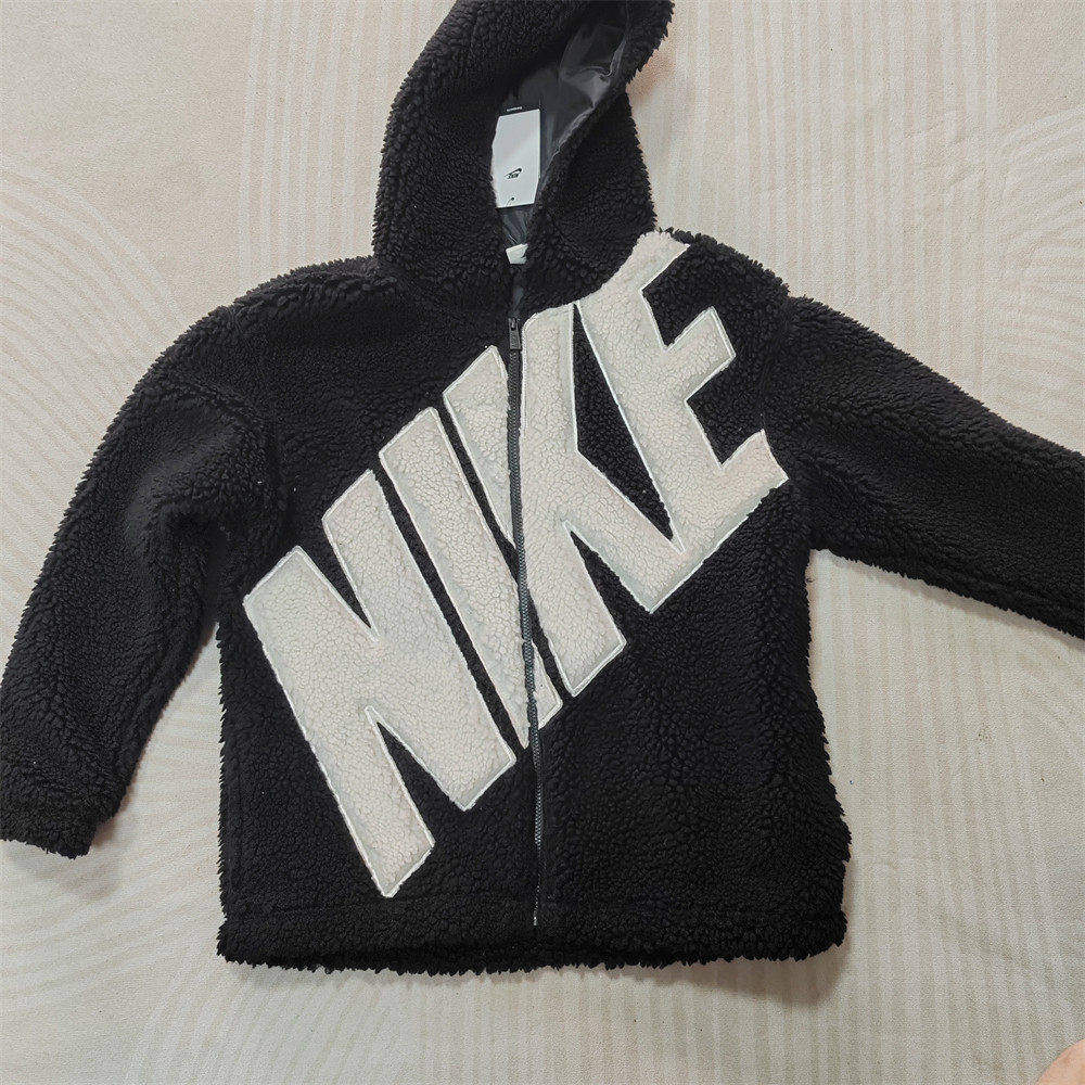 耐克NIKE女加绒保暖加厚外套夹克