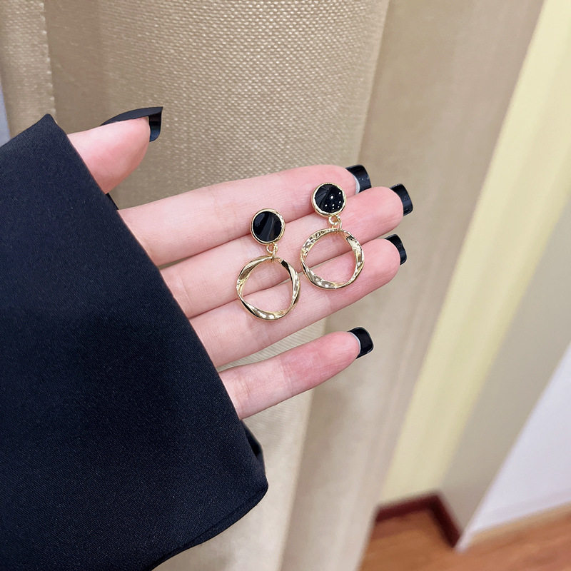 s925复古港风赫本风圆圈耳钉气质法式秋冬感黑色滴油耳环耳饰,饰品/流行首饰/时尚饰品新,耳环,淘宝优惠券,粉丝福利购,淘宝优惠卷