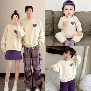 特别不一样的亲子装2025新款母子母女装一家三口秋冬季卫衣全家福