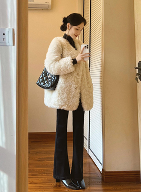 QGL 黑色加绒微喇牛仔裤女秋冬2025新款磨毛薄绒修身高腰喇叭裤子