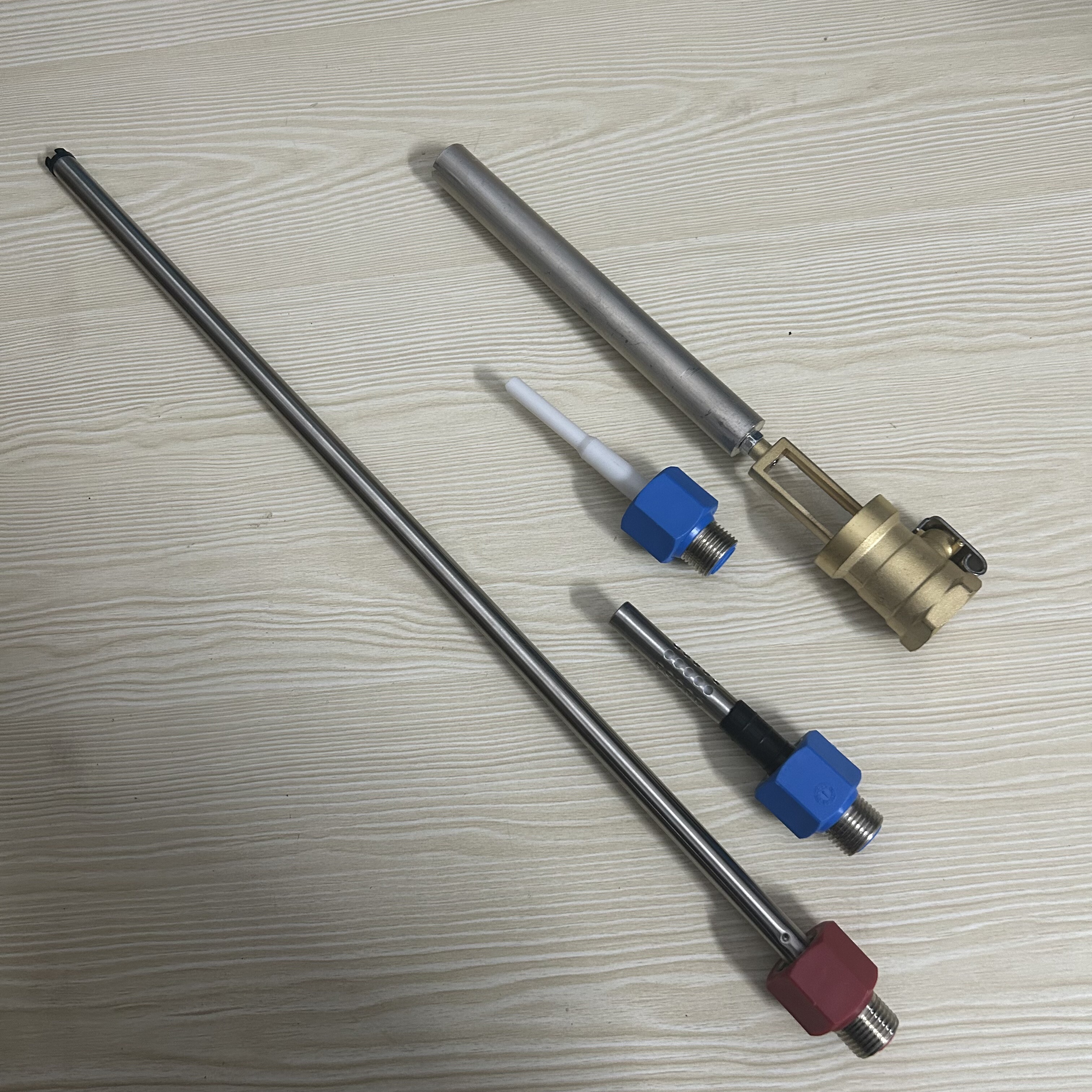 阿诗丹顿UB12-N60D30电热水器红蓝冷热防电墙进出水管排污阀镁棒,家装主材,其它卫浴配件,淘宝优惠券,粉丝福利购,淘宝优惠卷