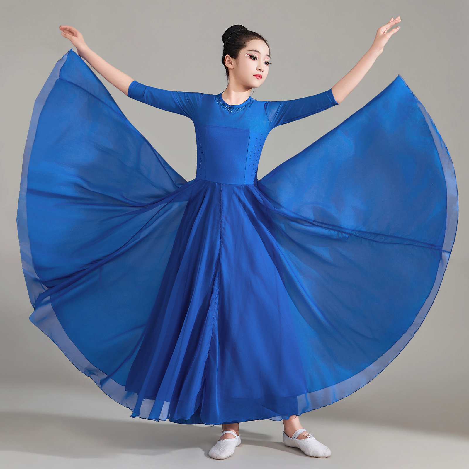 儿童古典舞蹈服女飘逸蓝色大摆裙演出服中国风舞台装表演服练功服