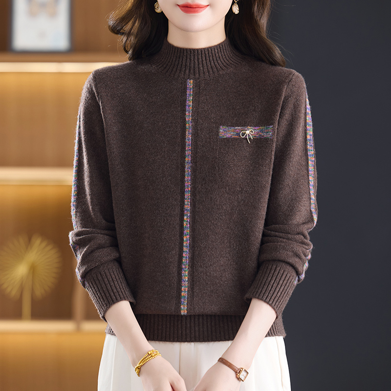 鄂尔多斯市羊毛衫女秋冬新款针织打底衫妈妈装宽松半高领加厚毛衣