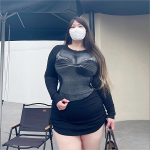 大码女装3D美体修身圆领长袖T恤