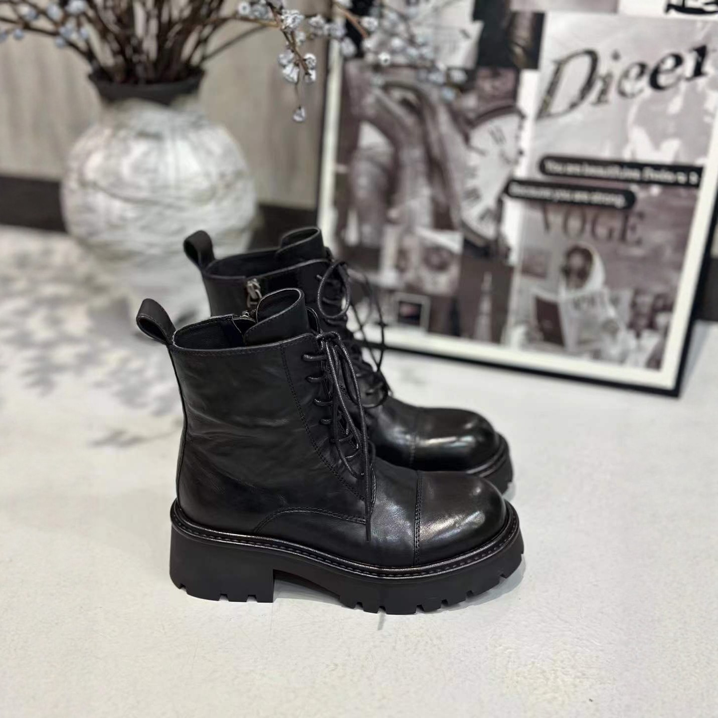欧洲站旎彩鞋子女2025新款爆款秋冬经典真皮黑色马丁靴女厚底短靴,女鞋,马丁靴,淘宝优惠券,粉丝福利购,淘宝优惠卷
