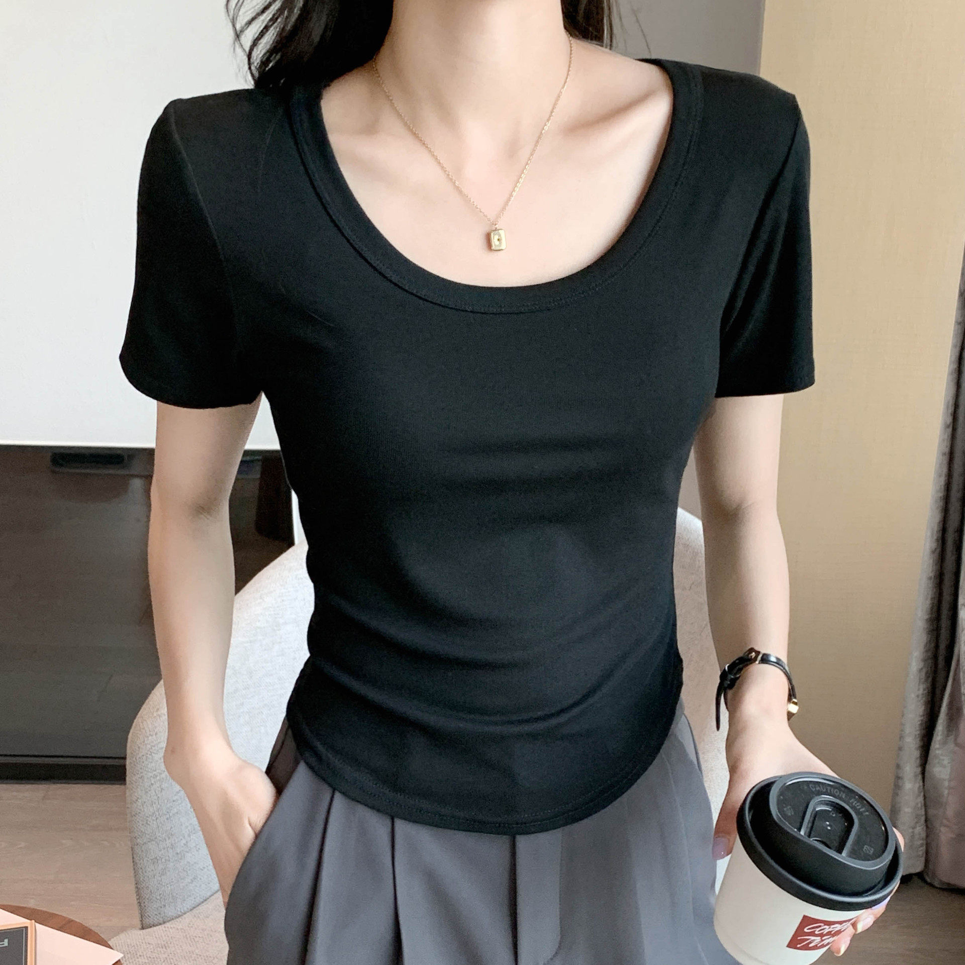 白色短袖t恤女新款春夏季薄款内