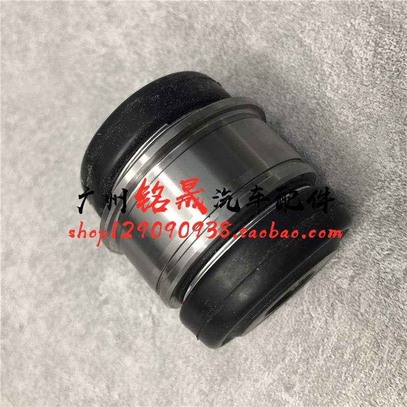 适用宝马E53E38E39E60E66 730 740后525羊角胶套530轴承X5衬套520