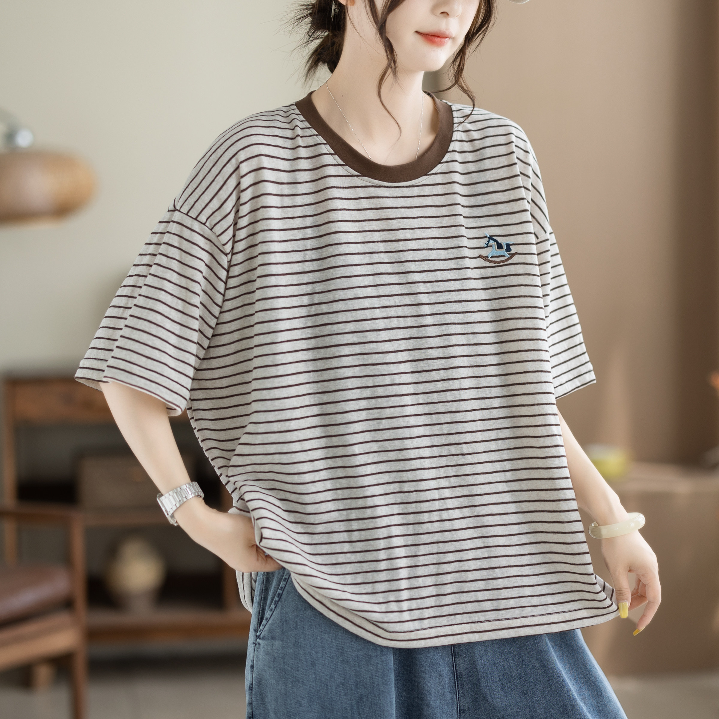 咖咪羽T恤女夏季新款棉麻女士休闲条纹时尚流行宽松女装短袖上衣