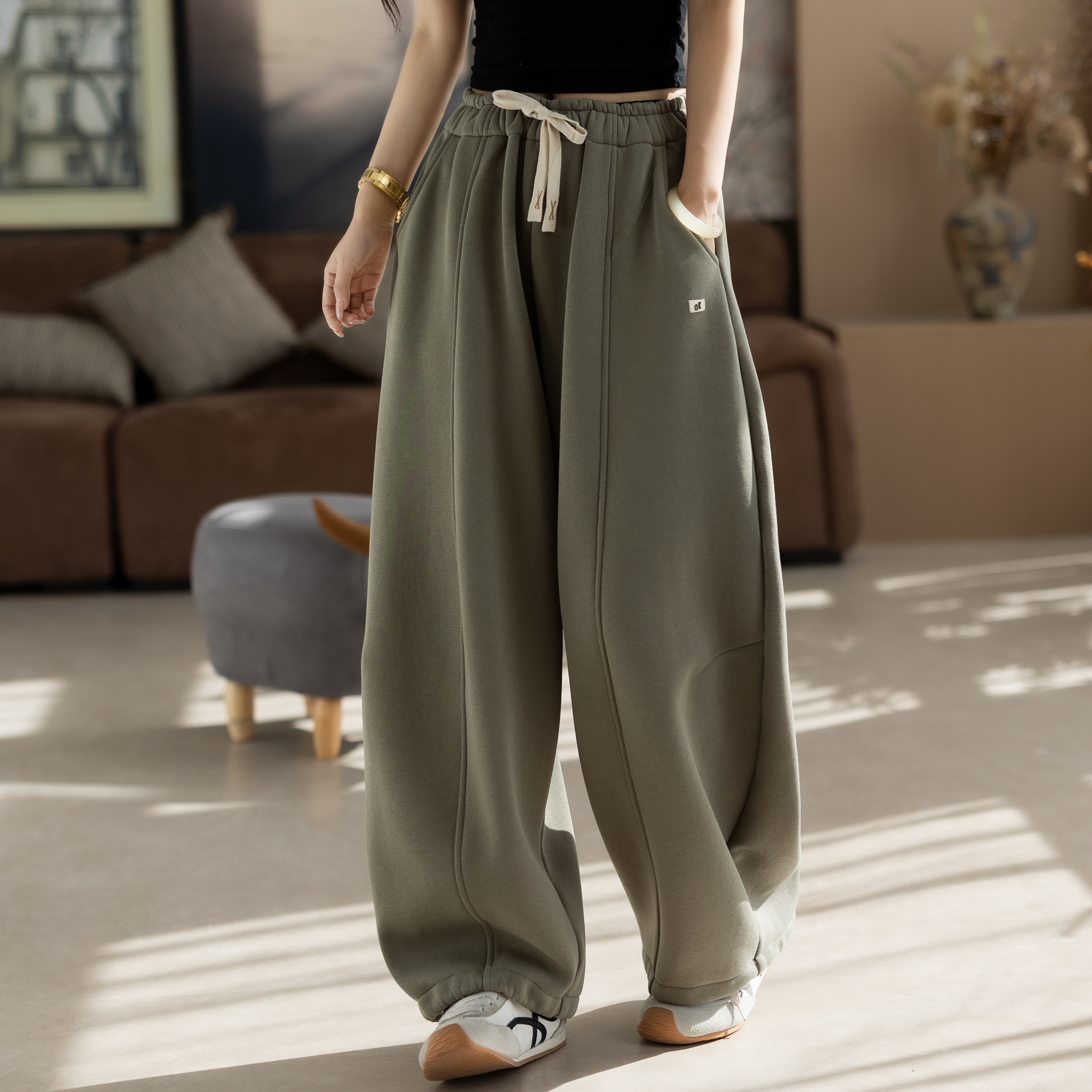 咖咪羽休闲裤女秋冬新款加绒加厚休闲女士时髦宽松百搭女装裤子厚