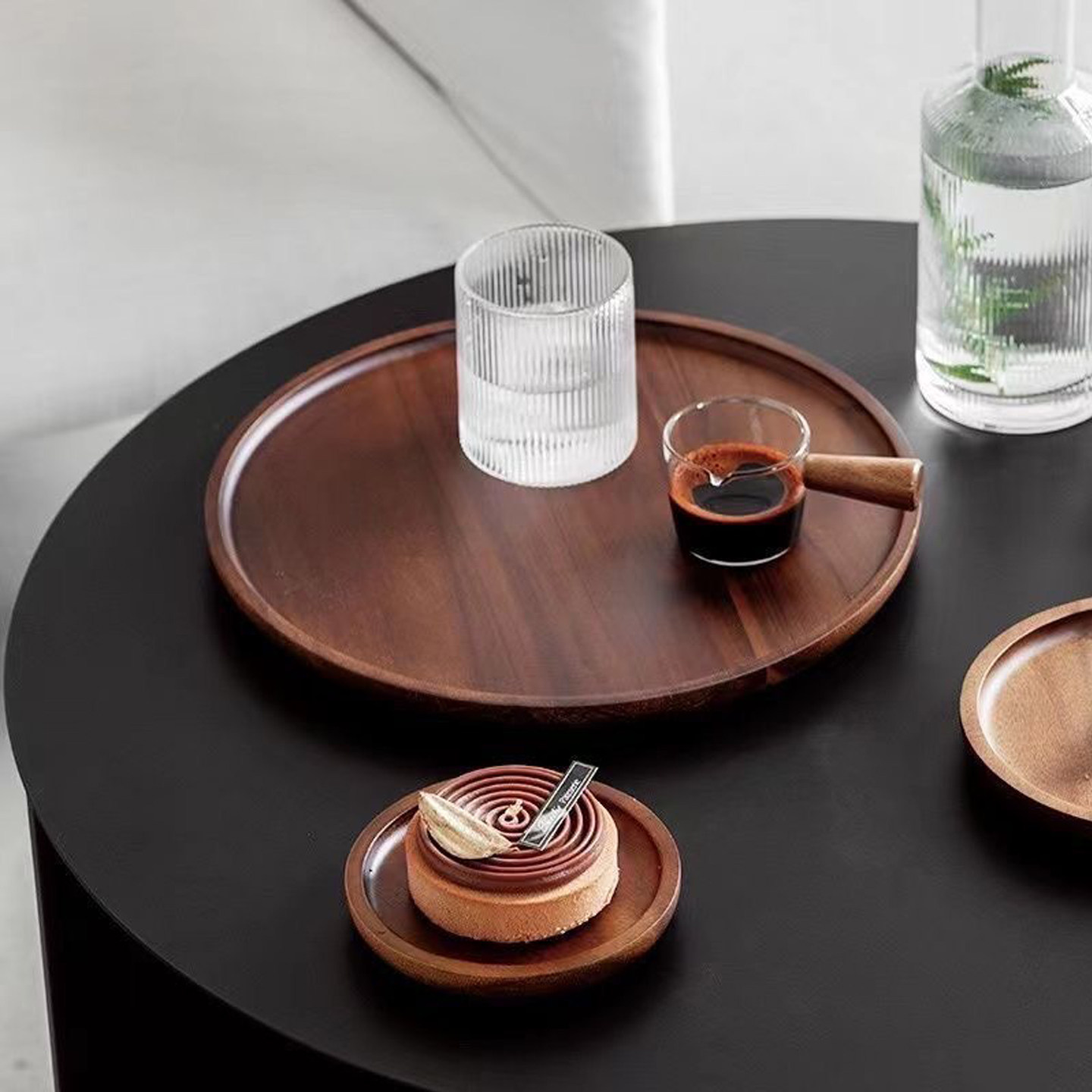 实木盘子高级感ins复古木质托盘茶盘纯色圆形咖啡厅蛋糕甜品盘