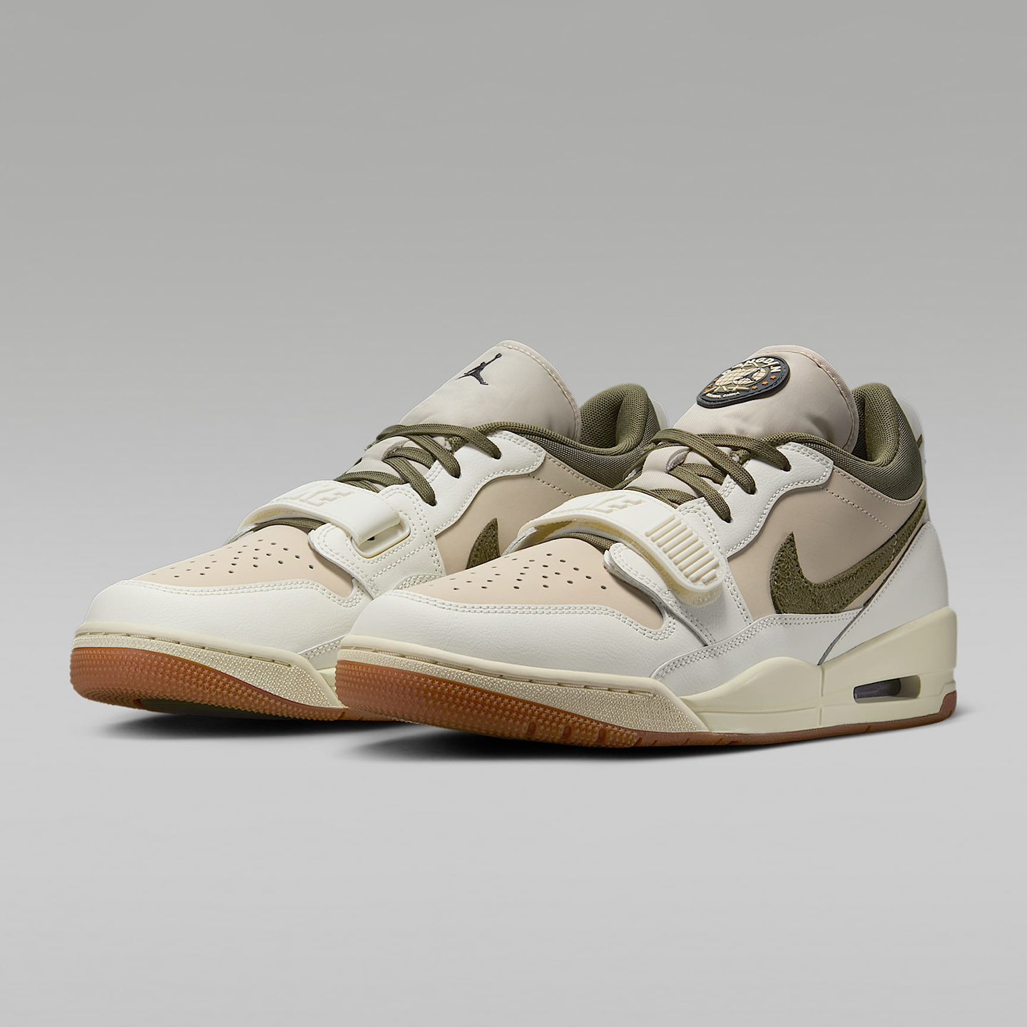 耐克男子缓震耐磨篮球鞋