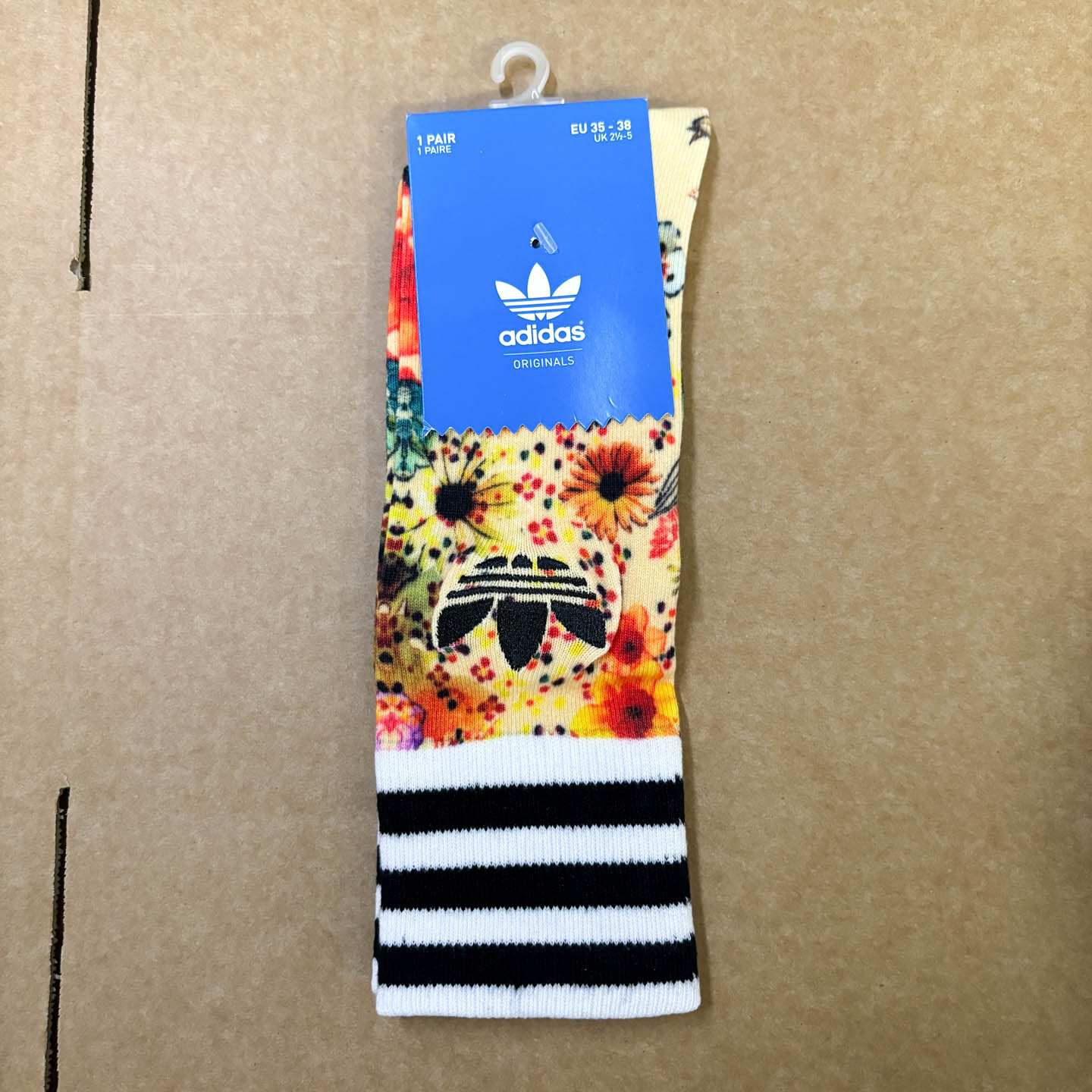 ADIDAS阿迪达斯三叶草男女袜2025冬季新款印花运动袜中筒袜AJ8721