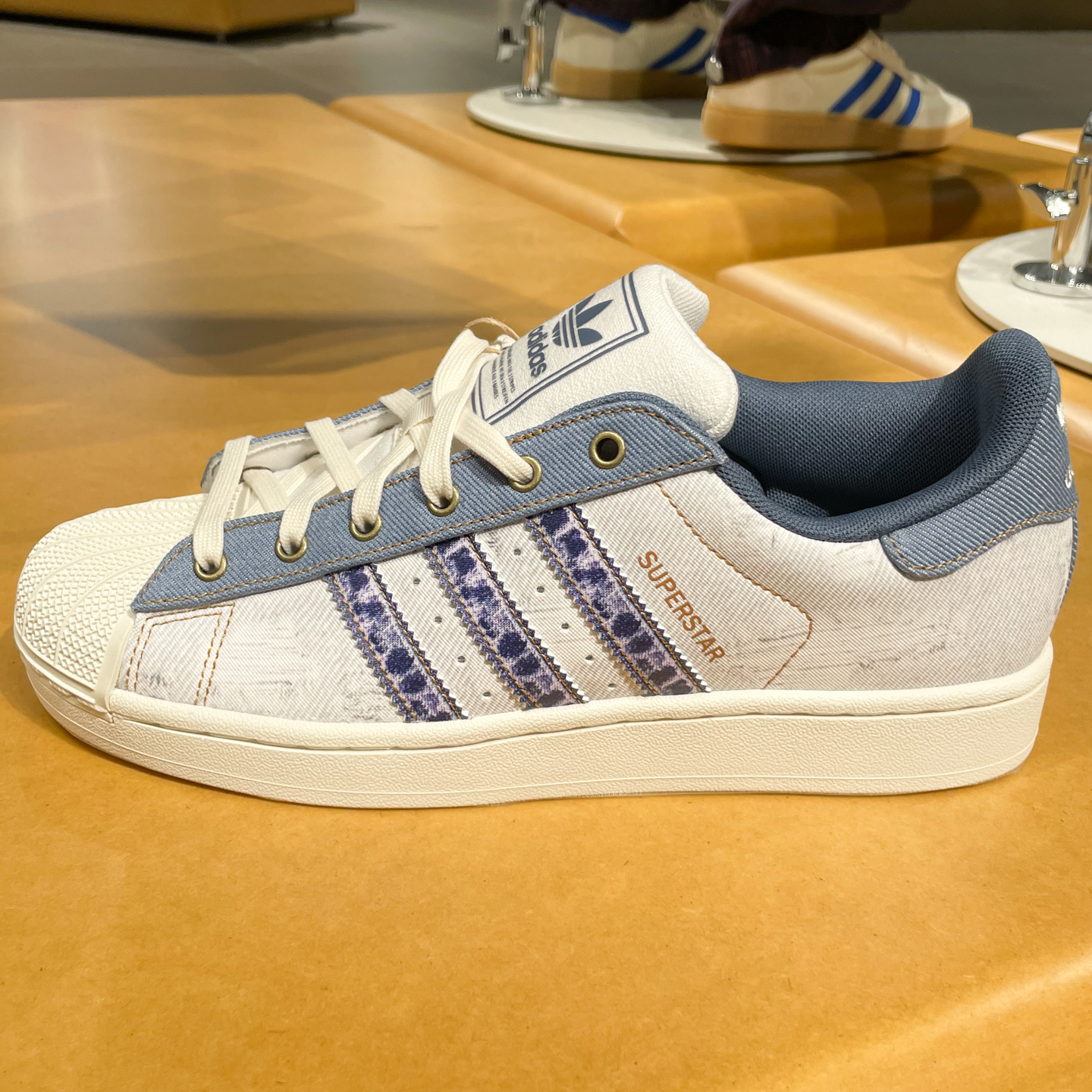 阿迪达斯三叶草男女贝壳头板鞋