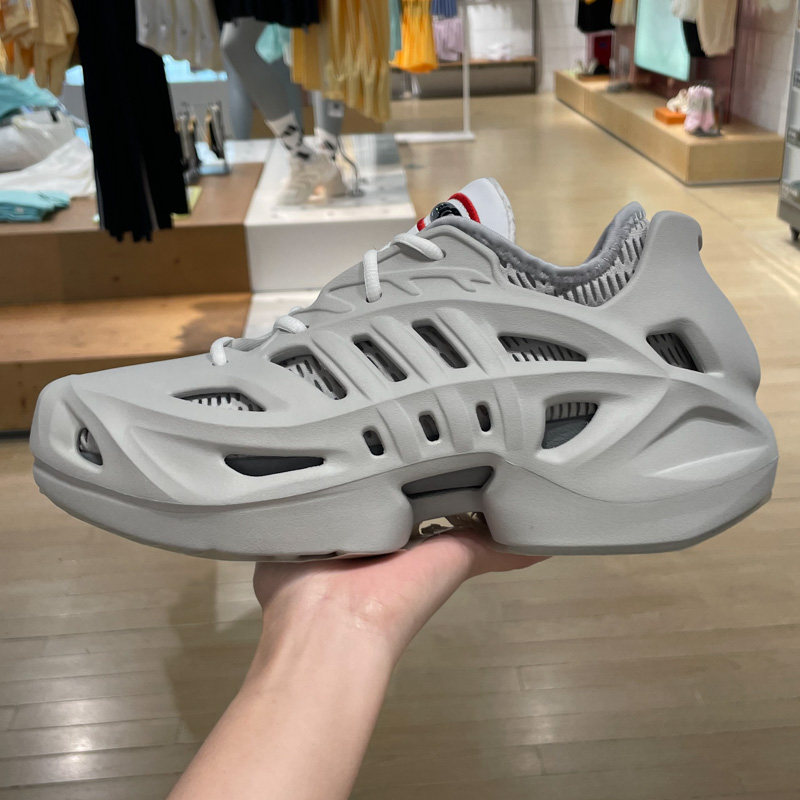 阿迪达斯三叶草休闲运动鞋