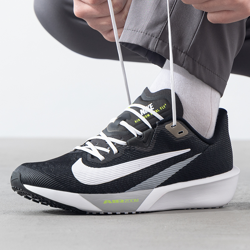 NIKE耐克男鞋2025春款ZOOM RIVAL FLY 4跑步运动休闲鞋FV6040-001