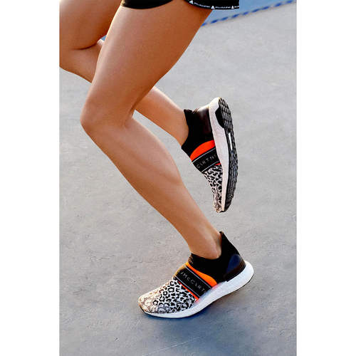 adidasstella运动跑步鞋