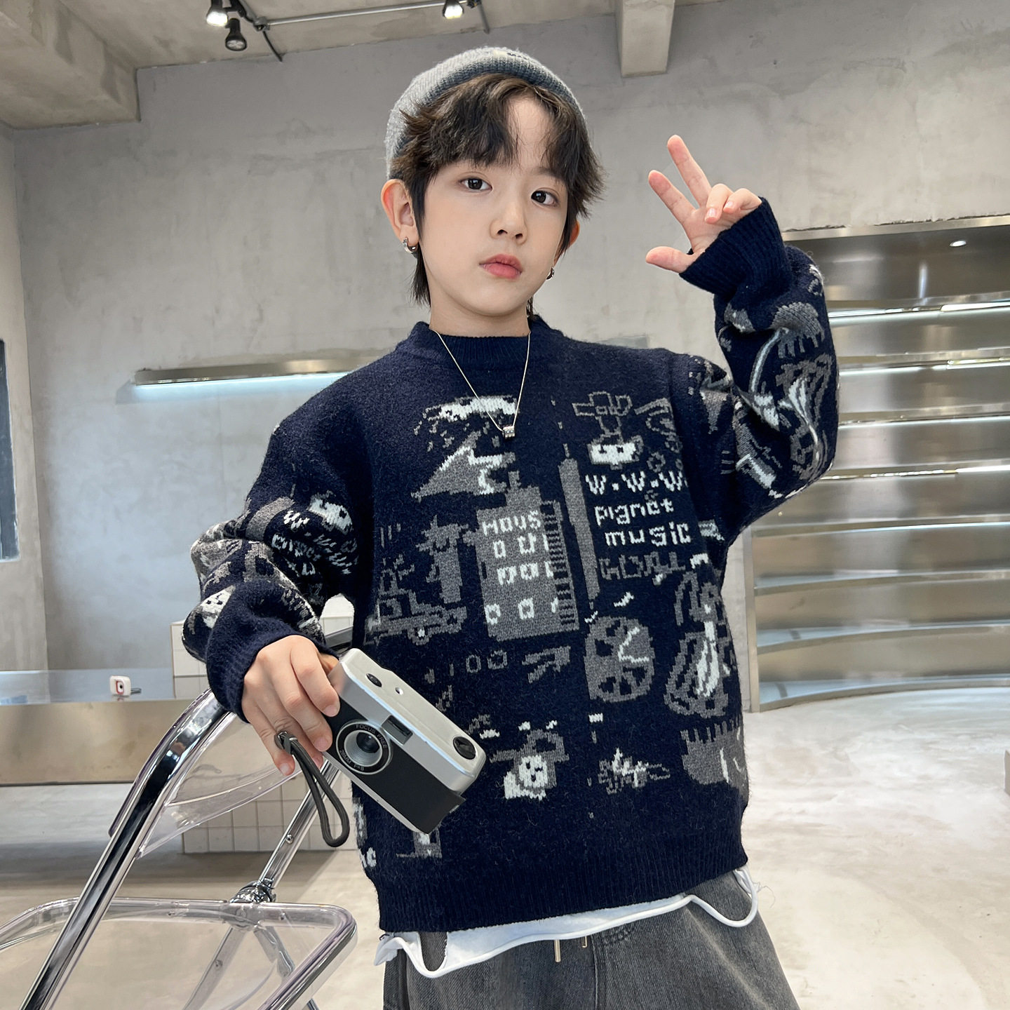 男童毛衣新款秋冬款男孩大儿童冬装套头加厚上衣洋气针织衫潮，童装毛衣，摩比熊