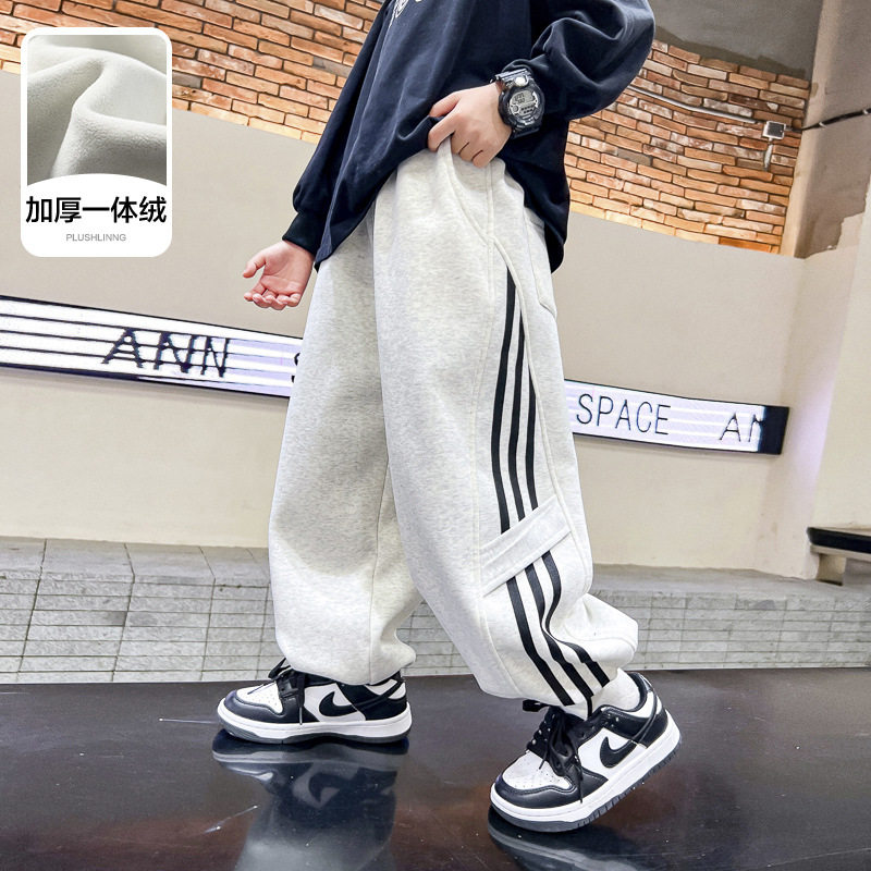 男童冬装中大童加绒加厚一体绒休闲新款儿童冬季宽松裤子，童装裤子，摩比熊