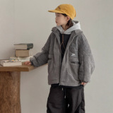 男童羊羔绒外套新款儿童装冬季夹棉加厚毛毛衣大童男孩冬装潮，童装外套，摩比熊