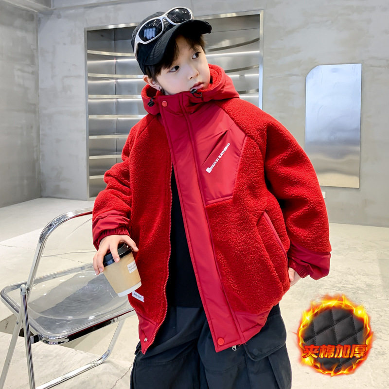 男童夹棉外套秋冬款新款年服冬季加厚羊羔绒儿童装红色毛毛衣，童装外套，摩比熊