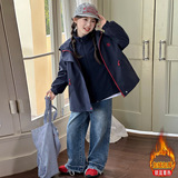 夹棉藏青色外套加内搭