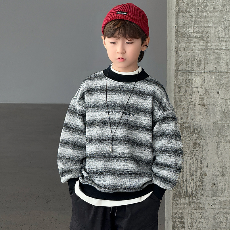 儿童装男童卫衣款新款中大童加厚加绒男孩保暖一体绒上衣，童装卫衣/绒衫，摩比熊