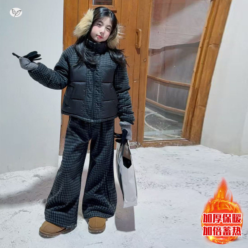 女童年冬季新款拼接格子棉服同系列格子裤套装女大童加绒套装，童装休闲套装，摩比熊