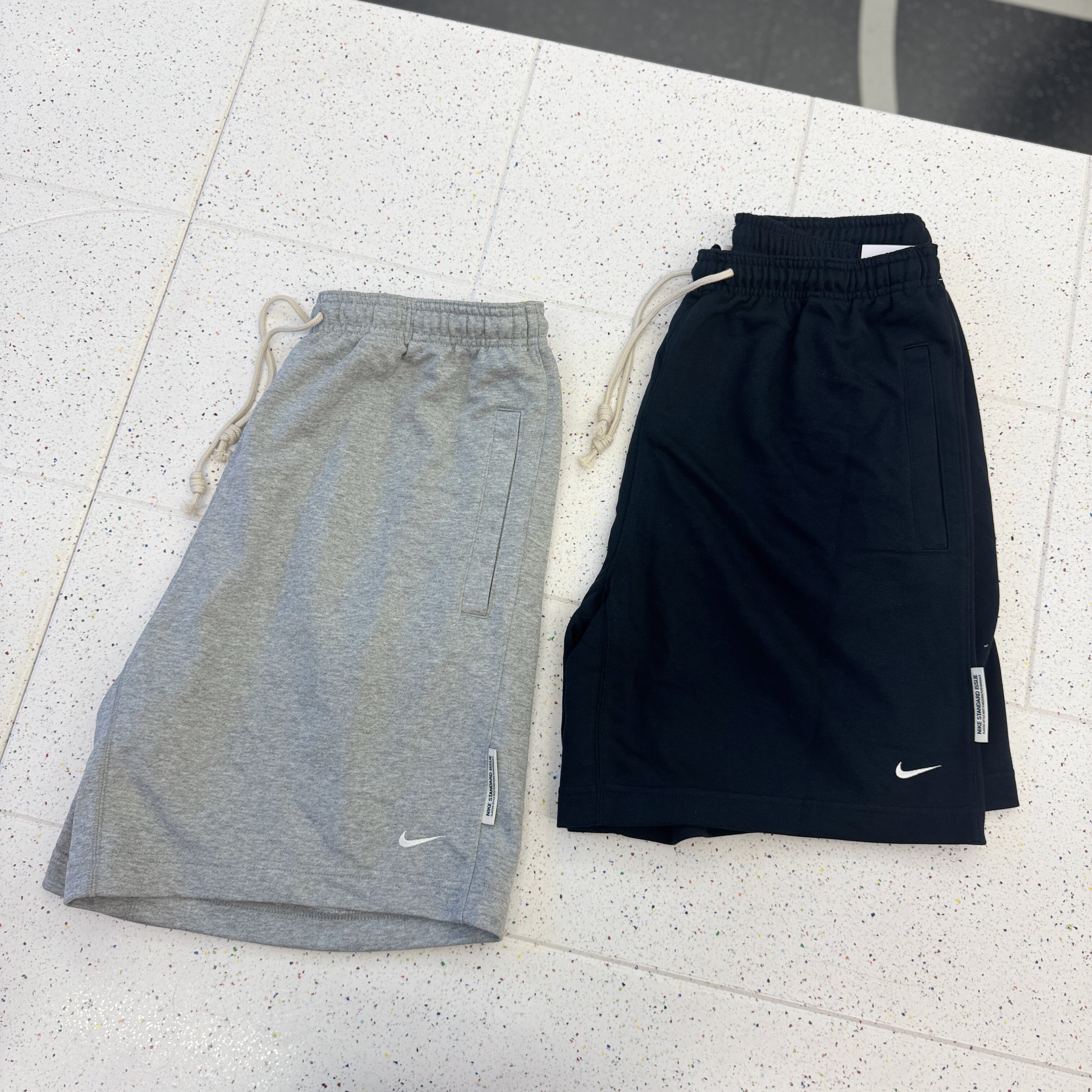 Nike/耐克 男子篮球运动休闲速干透气针织毛圈宽松五分短裤DQ5713