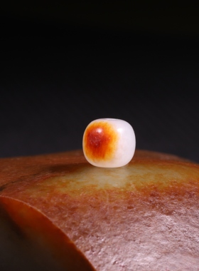 8mm白玉老型珠天然新疆和田玉籽料单珠珠子红皮手串配珠手链配饰