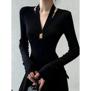 黑色修身 2025新款 显瘦气质内搭上衣 t恤女秋冬季 高级感v领褶皱长袖