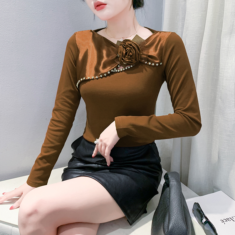 时尚花朵T恤女长袖欧货设计感钉珠上衣洋气独特别致打底衫女秋冬
