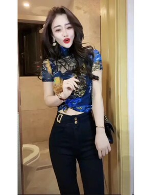 设计感洋气印花网纱短袖T恤女蕾丝拼接时尚百搭修身打底衫上衣夏