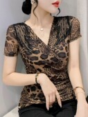 2024夏季 新款 性感镂空上衣修身 蕾丝拼接豹纹T恤女短袖 显瘦小衫 潮