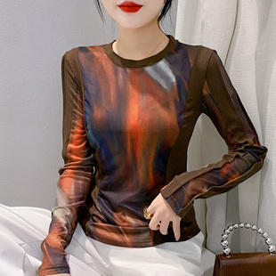 收腰打底衫 气质减龄圆领T恤女长袖 性感网纱扎染印花上衣欧货修身