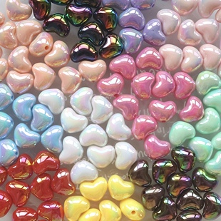 11色炫彩uv小爱心竖孔桃心 绚丽DIY串珠手机链条挂件材料百搭配饰