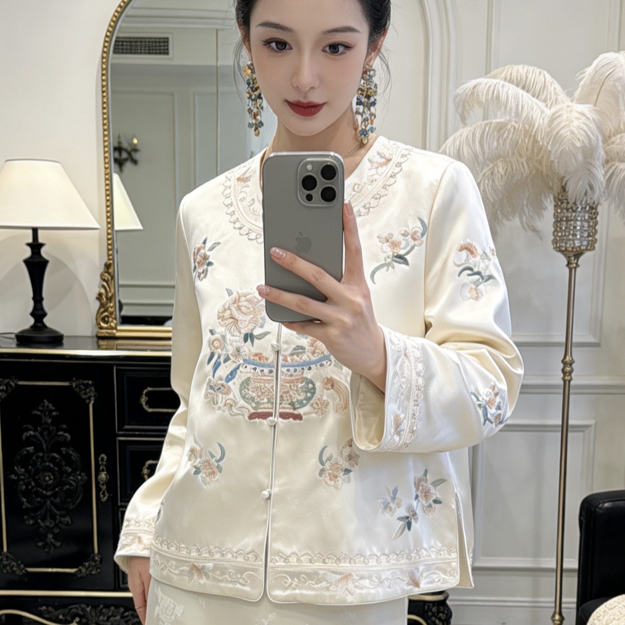 2026春秋款女装新中式醋酸外套复古国风花瓶绣花改良唐装国潮上衣