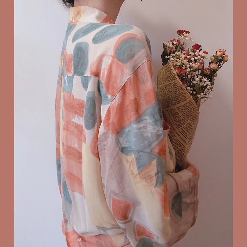 Retro Japanese shirt design for women